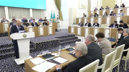 "Балалар мүддесі аясында баспанадан шығаруға жол бермейтін кепілдіктер бекіту маңызды", - Зәкиева