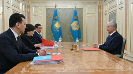 Токаеву представили итоговый проект новой Конституции