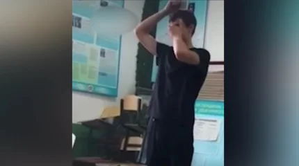 Алматыда мұғалім студенттің басына нысана қойып, пневматикалық мылтықпен атқан