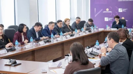 Наследие и национальная идентичность: в Астане прошло заседание экспертного клуба «Sarap»