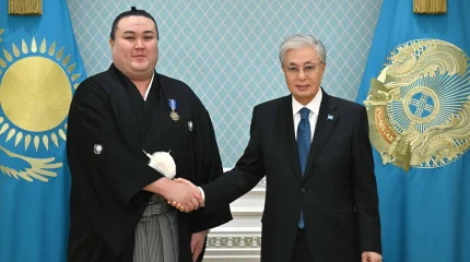 Президент спорт саласындағы елеулі еңбегі үшін сумошы Ерсін Балтағұлды ІІ дәрежелі «Барыс» орденімен марапаттады