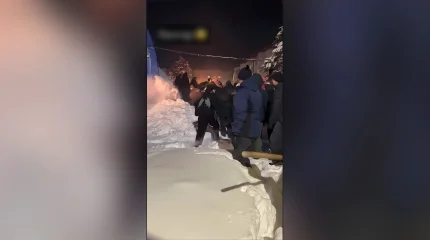 Детей засыпало снегом: новые подробности трагедии в ХМАО