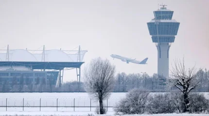 Сильный снегопад парализовал аэропорты Мюнхена и Вены