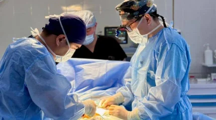 Алматыда жүректің ауыр ақауы бар жүкті әйелге шұғыл операция жасалды