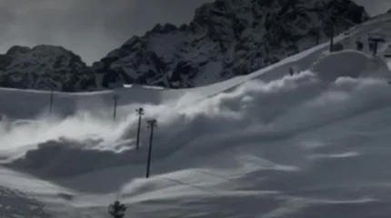 Внетрассовое катание в Медеуском районе едва не закончилось трагедией