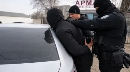 Расхитителей промышленных труб поймали в Жанаозене