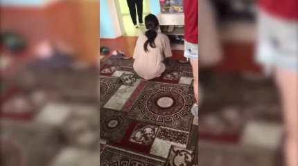 Түркістанда колледж жатақханасының қыздары тазалық жұмыстарына жегілген