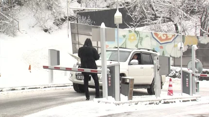 Алматыда Көктөбеге кіру және тұрақ бағасы 25 000 теңгеге жеткен