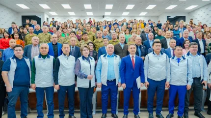 Проект новой Конституции обсудили со столичными преподавателями