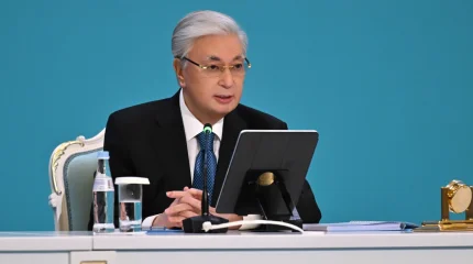 "Мәслихаттардың өкілеттігін одан әрі кеңейтіп, нақтылай түсу қажет", - Президент