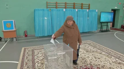 В день Республиканского Референдума по вопросу принятия новой Конституции в стране работают экзитполы