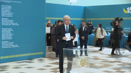 Президент Қасым-Жомарт Тоқаев республикалық референдумда дауыс берді