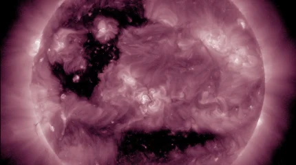 Самая сильная магнитная буря за 2 месяца ожидается к ночи