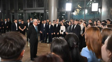 Ерлан Қошанов: Халқымыз тарихи таңдауын жасады