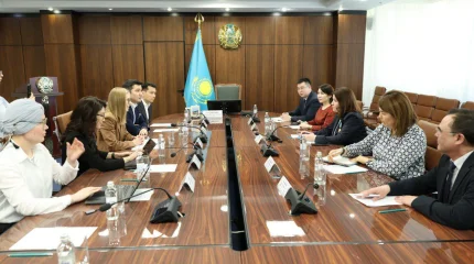 Қазақстан мектептеріндегі цифрлық трансформация: Оқу-ағарту министрі Google for Education басшылығымен кездесті