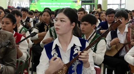 Республиканская акция «Күй күмбірі» с участием молодёжного крыла «Жастар рухы» при партии «AMANAT» прошла в Алматы