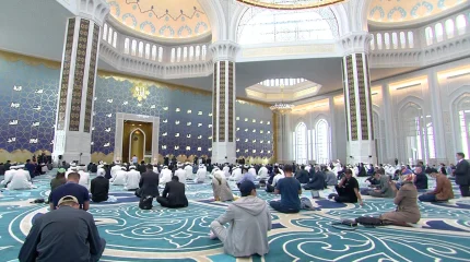 Мемлекет басшысы қазақстандықтарды Ораза айтпен құттықтады