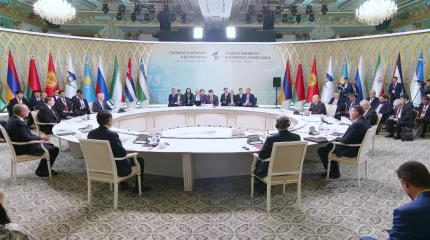 «2030 жылға қарай ЖИ-дің әлемдік экономикаға қосатын үлесі астрономиялық 22 триллион доллардан асып түседі» - форум