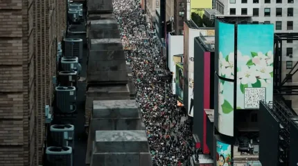 8 млн адам жаппай наразылық шеруіне шықты