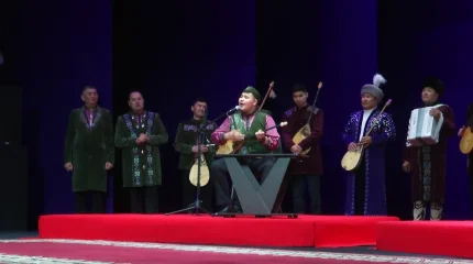 Сильнейшие айтыскеры приняли участие в республиканском командном айтысе в Петропавловске