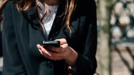Семейде шындыққа жанаспайтын ақпарат таратқан әйел айыппұл арқалады