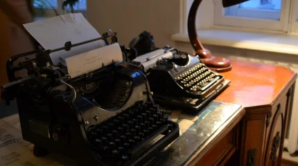 Назад в прошлое: в университете США студентов пересадили за пишущие машинки из-за ChatGPT