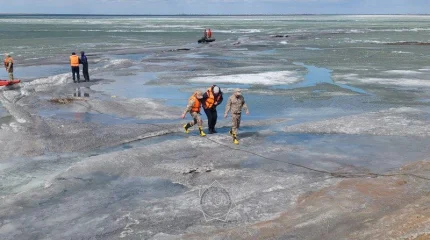 Рыбаков спасли из ледяного плена в Павлодарской области