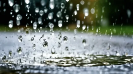 В Алматы гроза, в Шымкенте ветер: погода в понедельник, 6 апреля