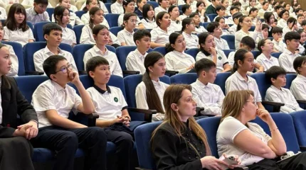 Қазақстан мектептерінде «Мен таңдаған жол» атты жалпы республикалық ашық сабақ өтті