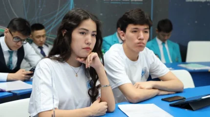 В Астане стартовал международный конкурс юных ученых по космосу