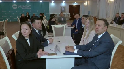 "AMANAT" партиясы бастамасымен өткен кездесулер жас ғалымдардың жобаларын экономикаға бағыттады