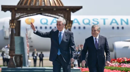 Токаев прибыл в Узбекистан