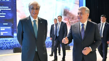 Қазақстан мен Өзбекстан президенттері жасанды интеллект хакатонына барды