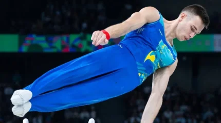 Көркем гимнасшыларымыз топтық жаттығудан әлем Кубогында күміс жүлде алды