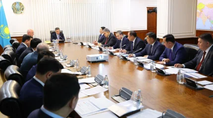 Премьер-министр раскритиковал медленную модернизацию пунктов пропуска на казахстанских границах