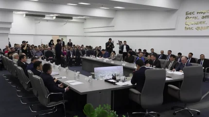 Абай облысында «AMANAT» партиясының «Turgyndar Amanaty» жобасы аясында форум өтті