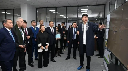 В КазНУ открыли новые лаборатории искусственного интеллекта для медицины, науки и индустрии