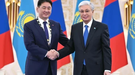 Мемлекет басшысы Моңғолия Президентін «Алтын Қыран» орденімен марапаттады