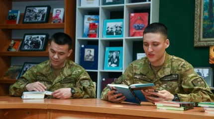 Сарбаз қызмет барысында кемінде 5 кітап оқуы тиіс