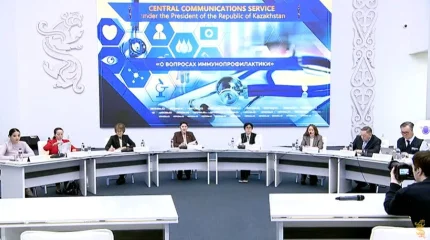 ҚР ДСМ: Халықтың вакциналауға деген сенімін нығайту аса маңызды