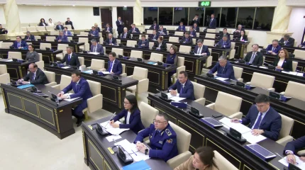 Жильё для сирот вне очереди: сенаторы требуют ужесточить контроль и изменить правила