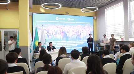 Роль молодежи в реализации партийных инициатив и модернизации госаппарата обсудили представители «AMANAT» в ВКО