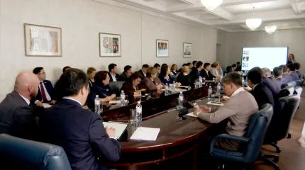 «AMANAT» партиясы депутаттық фракциясының кезекті отырысы өтті