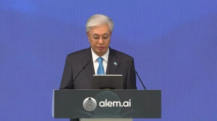 Президент посетил Международный центр искусственного интеллекта Alem.ai