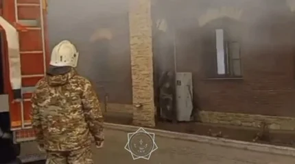 Көпқабатты үй өртеніп, 25 адам эвакуацияланды