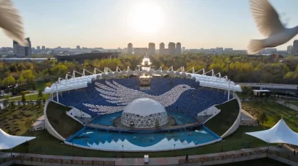 Бірлік күніне орай астаналық 3000 оқушы "Ақ көгершін" әнін шырқады