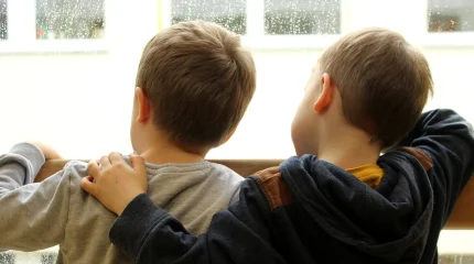 Петропавлда сәуір айында үш бала терезеден құлады