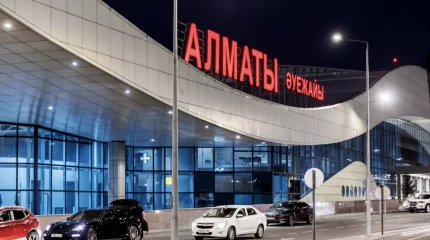 Аэропорт Алматы наказали за подтопленный терминал