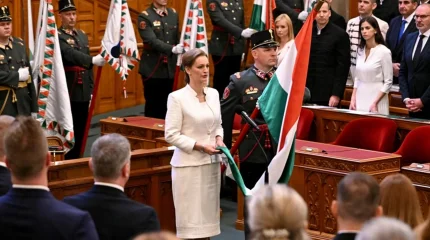 Цыганский гимн впервые прозвучал в парламенте Венгрии