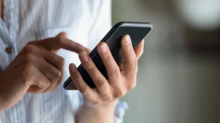 Ұялы телефондарды тексеру мемлекет бақылауына беріледі